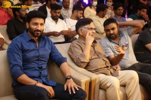 Telugu Movie Pakka Commercial Press Meet attended by Gopichand, Raashi Khanna, Allu Aravind and others