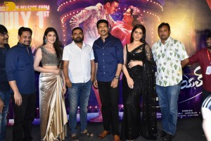 Trailer launch of Telugu Movie Pakka Commercial attended by Gopichand and Raashii Khanna