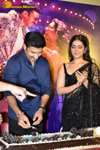 Trailer launch of Telugu Movie Pakka Commercial attended by Gopichand and Raashii Khanna