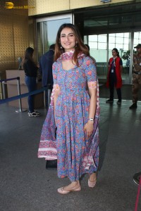 actress Palak Tiwari cute in a blue salwar