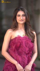 actress Palak Tiwari gorgeous in a pink dress