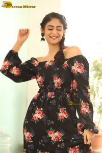 actress Pallak Lalwani beautiful in a shoulderless dress