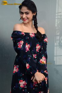 actress Pallak Lalwani beautiful in a shoulderless dress