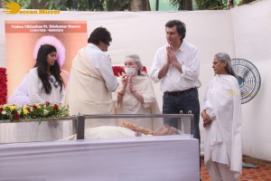 Santoor Legend Pandit Shivkumar last rites performed with full state honours