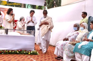 Santoor Legend Pandit Shivkumar last rites performed with full state honours