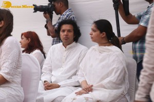 Santoor Legend Pandit Shivkumar last rites performed with full state honours