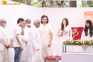 Santoor Legend Pandit Shivkumar last rites performed with full state honours