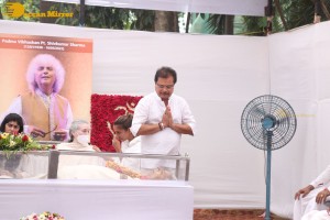 Santoor Legend Pandit Shivkumar last rites performed with full state honours