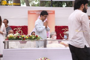 Santoor Legend Pandit Shivkumar last rites performed with full state honours