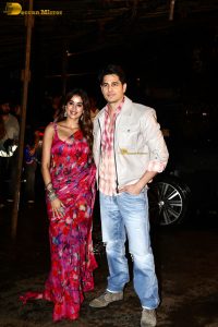 Janhvi Kapoor and Sidharth Malhotra promote their film Param Sundari at St. Xavier’s college in Mumbai
