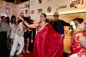 Parineeta Screening attended by Vidya Balan, Vidhu Vinod Chopra, Dia Mirza, Shreya Ghoshal, and Rekha
