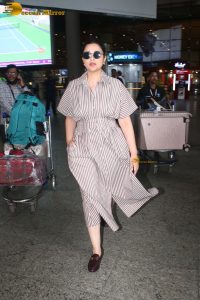 bollywood actress Parineeti Chopra stylish in glasses