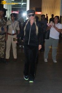 Hotel Heiress and model Paris Hilton arrives at Mumbai Airport