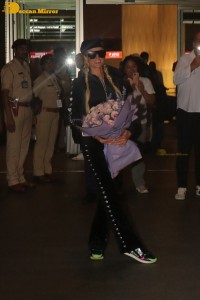 Hotel Heiress and model Paris Hilton arrives at Mumbai Airport