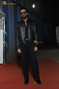 Ayushmann Khurrana, Rakul Preet Singh, Sara Ali Khan, and Wamiqa Gabbi spotted at the song shoot for Pati Patni Aur Woh Do