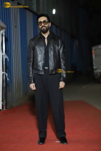 Ayushmann Khurrana, Rakul Preet Singh, Sara Ali Khan, and Wamiqa Gabbi spotted at the song shoot for Pati Patni Aur Woh Do