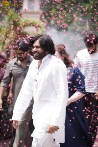 Janasena Chief Pawan Kalyan meets Chiranjeevi and Family after Election Victory