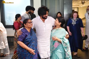 Janasena Chief Pawan Kalyan meets Chiranjeevi and Family after Election Victory