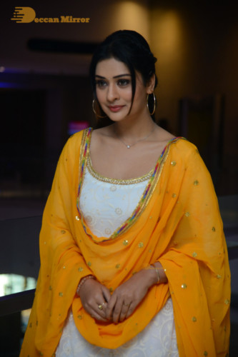 Payal Rajput (356)
