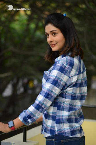 Payal Rajput (57)