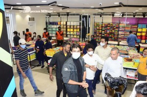 Roshan and Sreeleela of Pelli Sandadi movie at KLM Shopping Mall