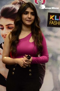 Roshan and Sreeleela of Pelli Sandadi movie at KLM Shopping Mall