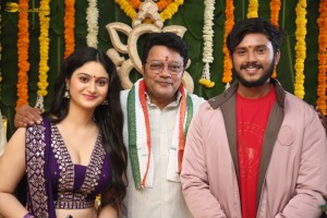 Pen Drive Movie Launch attended by Vishnu Vamsi, Rhea Kapoor, and Sai Kumar