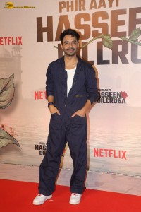Phir Aayi Hasseen Dillruba Screening attended by Taapsee Pannu, Dia Mirza, Jiya Shankar, Amyra Dastur, Vicky Kaushal, and others