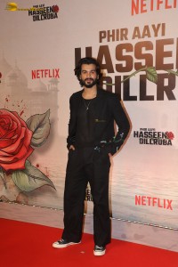 Phir Aayi Hasseen Dillruba Screening attended by Taapsee Pannu, Dia Mirza, Jiya Shankar, Amyra Dastur, Vicky Kaushal, and others