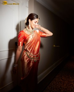 actress pooja hegde photoshoot in a red saree and jewelry