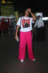 actress Pooja Hegde spotted in casual wear at mumbai airport