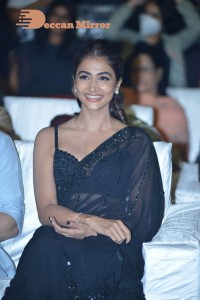 Pooja-Hegde-48