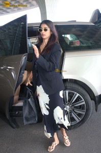 Indian actress Pooja Hegde cute in a black dress at mumbai airport