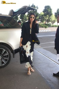 Indian actress Pooja Hegde cute in a black dress at mumbai airport