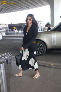Indian actress Pooja Hegde cute in a black dress at mumbai airport