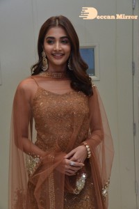 Pooja-Hegde-34