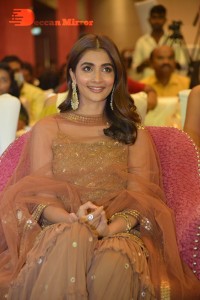 Pooja-Hegde-46