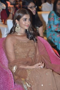Pooja-Hegde-69