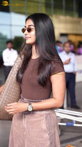 actress pooja hegde stylish and sexy in brown top and sunglasses