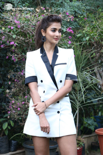 Telugu Actress Pooja Hegde glamorous photoshoot