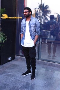 Prabhas and Pooja Hegde during their interview about Radhe Shyam movie