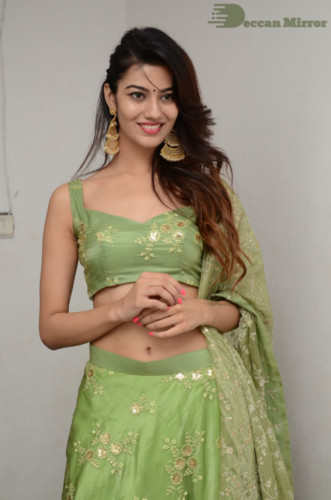 Pooja Solanki (5)