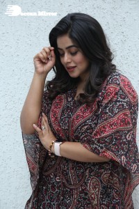 Actress Poorna photoshoot