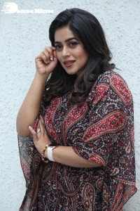 Actress Poorna photoshoot