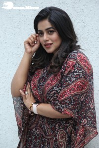 Actress Poorna photoshoot