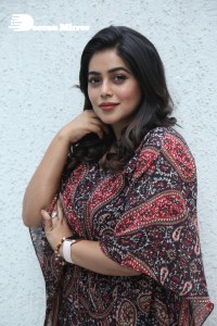 Actress Poorna photoshoot