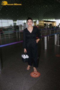 Actress Prachi Desai seen in a black dress at the Mumbai Airport