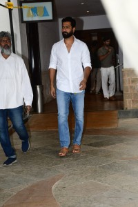 Pradeep Bandekar Prayer Meet attended by Shah Rukh Khan, Aamir Khan, Jackie Shroff, Vidya Balan, and Anil Kapoor