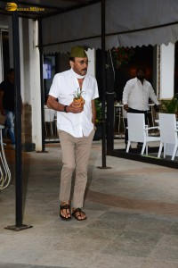 Pradeep Bandekar Prayer Meet attended by Shah Rukh Khan, Aamir Khan, Jackie Shroff, Vidya Balan, and Anil Kapoor