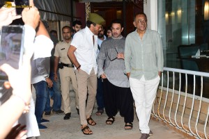 Pradeep Bandekar Prayer Meet attended by Shah Rukh Khan, Aamir Khan, Jackie Shroff, Vidya Balan, and Anil Kapoor